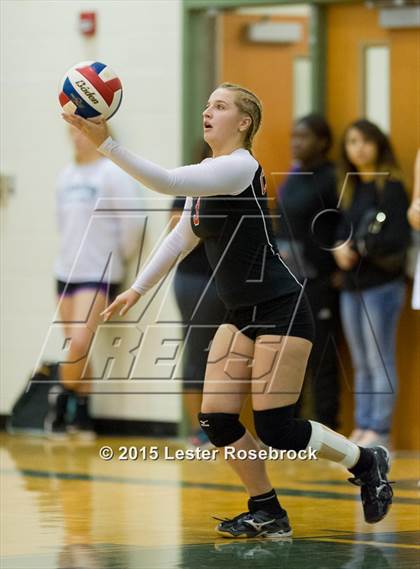 Thumbnail 2 in La Vernia vs. Columbus photogallery.