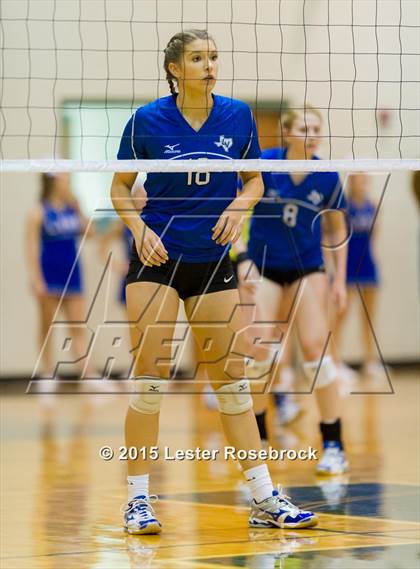Thumbnail 3 in La Vernia vs. Columbus photogallery.