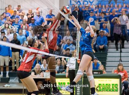 Thumbnail 1 in La Vernia vs. Columbus photogallery.