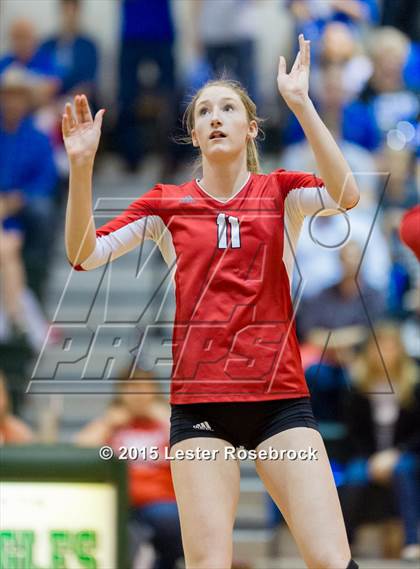 Thumbnail 2 in La Vernia vs. Columbus photogallery.