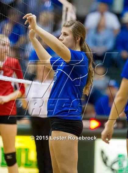 Thumbnail 3 in La Vernia vs. Columbus photogallery.