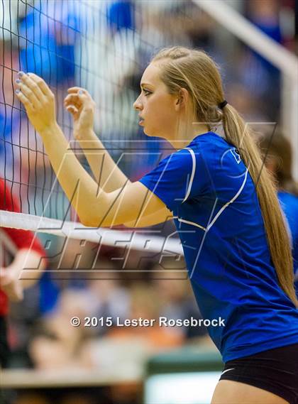 Thumbnail 1 in La Vernia vs. Columbus photogallery.