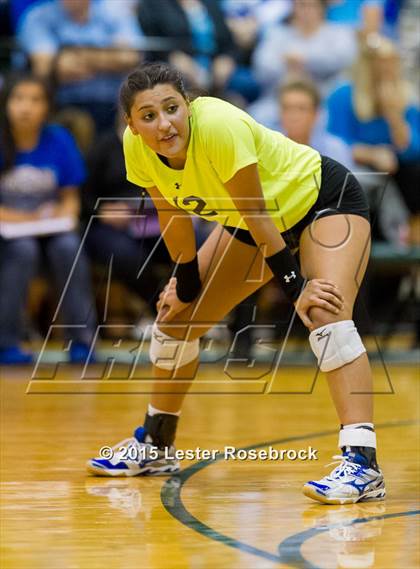 Thumbnail 3 in La Vernia vs. Columbus photogallery.