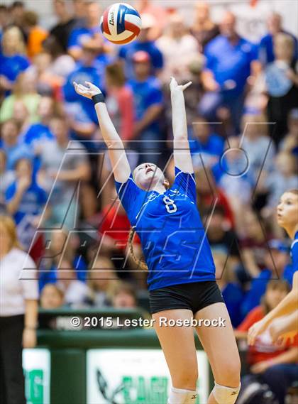 Thumbnail 2 in La Vernia vs. Columbus photogallery.