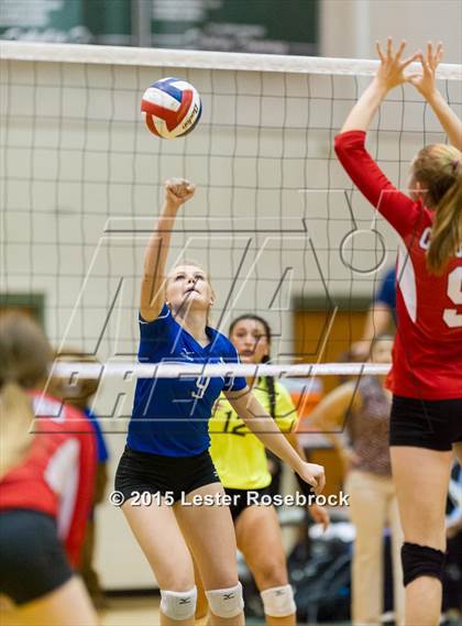 Thumbnail 3 in La Vernia vs. Columbus photogallery.