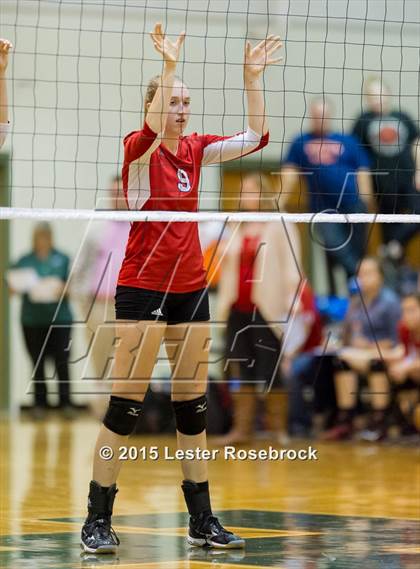 Thumbnail 3 in La Vernia vs. Columbus photogallery.