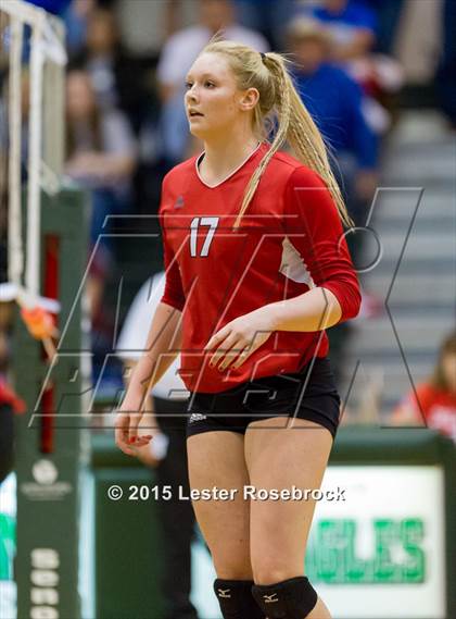 Thumbnail 3 in La Vernia vs. Columbus photogallery.