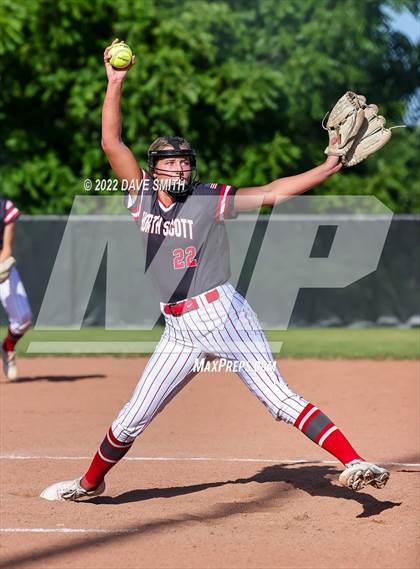 Thumbnail 1 in North Scott @ Bettendorf photogallery.