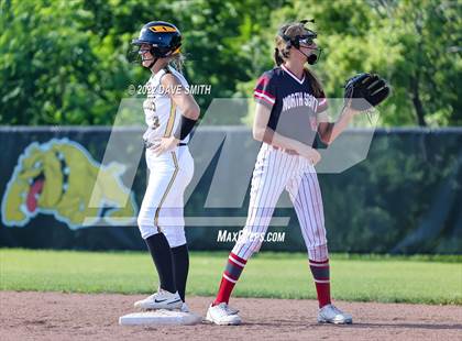 Thumbnail 2 in North Scott @ Bettendorf photogallery.