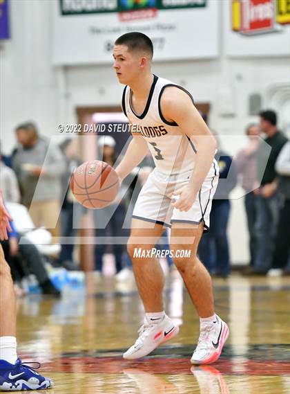 Thumbnail 3 in Branson vs. Gridley (Gridley Invitational) photogallery.