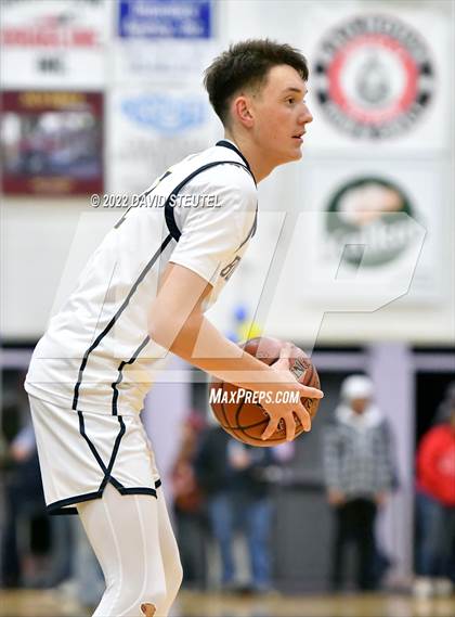 Thumbnail 3 in Branson vs. Gridley (Gridley Invitational) photogallery.
