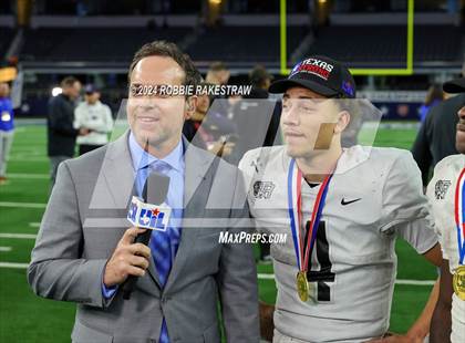 Thumbnail 1 in South Oak Cliff vs. Randle (UIL 5A Division II Football Final Medal Ceremony) photogallery.