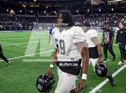 Thumbnail 1 in South Oak Cliff vs. Randle (UIL 5A Division II Football Final Medal Ceremony) photogallery.