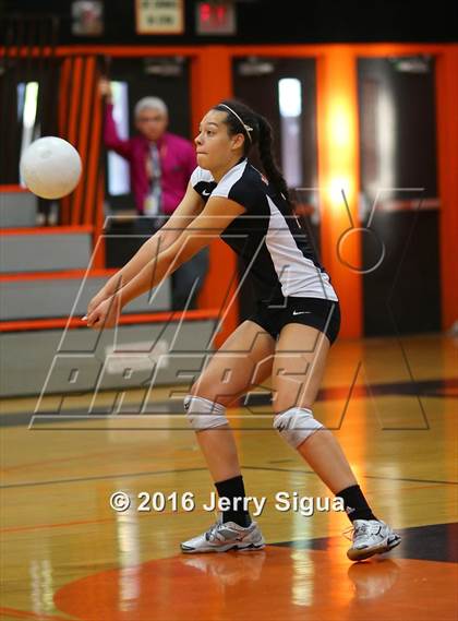 Thumbnail 1 in Pleasant Valley @ Roseville photogallery.