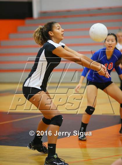 Thumbnail 1 in Pleasant Valley @ Roseville photogallery.