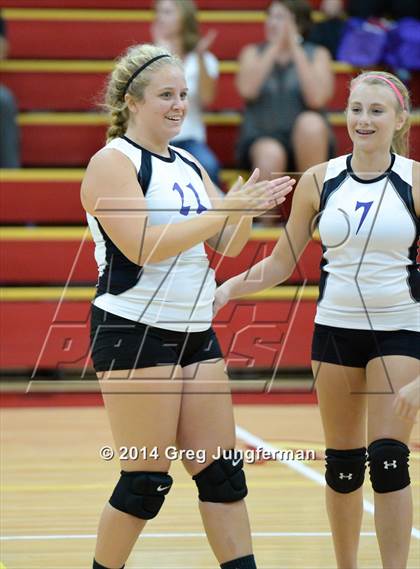 Thumbnail 1 in Ukiah @ Cardinal Newman photogallery.