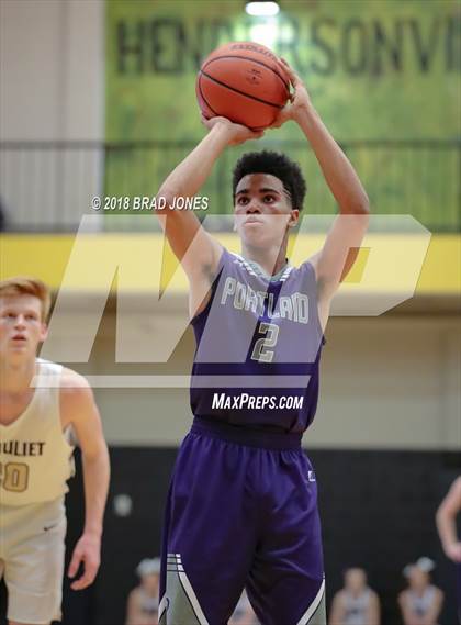 Thumbnail 2 in Mount Juliet vs Portland (TSSAA District 9-AAA Quarterfinal) photogallery.