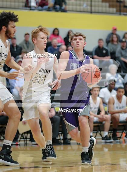 Thumbnail 3 in Mount Juliet vs Portland (TSSAA District 9-AAA Quarterfinal) photogallery.