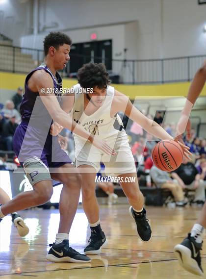Thumbnail 1 in Mount Juliet vs Portland (TSSAA District 9-AAA Quarterfinal) photogallery.