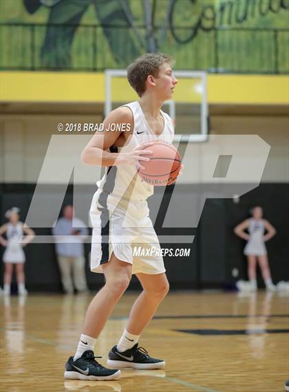 Thumbnail 1 in Mount Juliet vs Portland (TSSAA District 9-AAA Quarterfinal) photogallery.