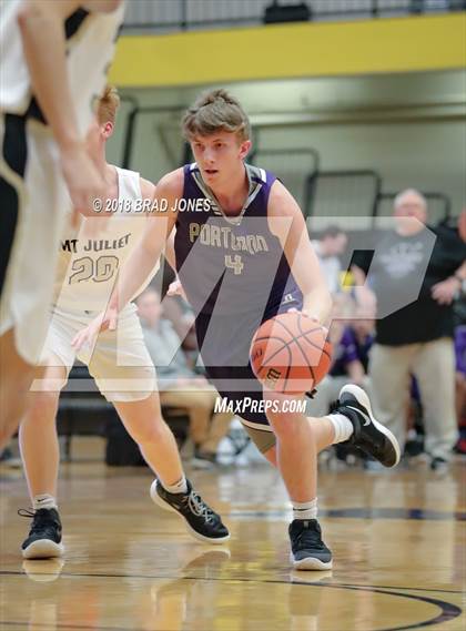 Thumbnail 1 in Mount Juliet vs Portland (TSSAA District 9-AAA Quarterfinal) photogallery.