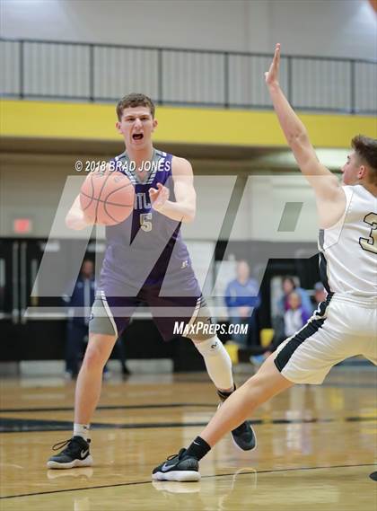 Thumbnail 2 in Mount Juliet vs Portland (TSSAA District 9-AAA Quarterfinal) photogallery.