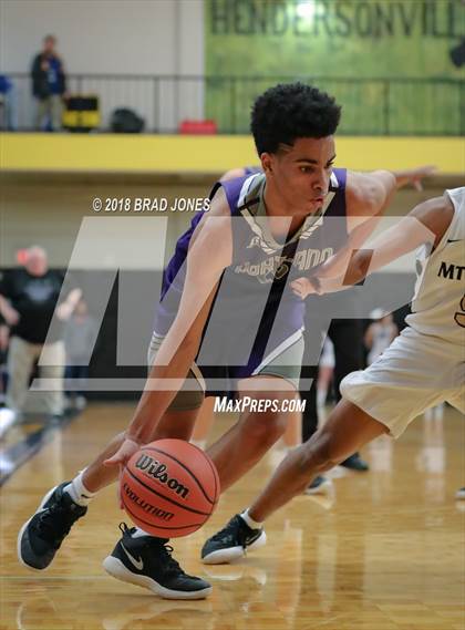 Thumbnail 3 in Mount Juliet vs Portland (TSSAA District 9-AAA Quarterfinal) photogallery.