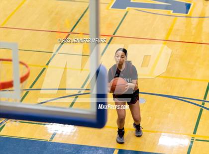 Thumbnail 1 in Arroyo @ Newark Memorial photogallery.