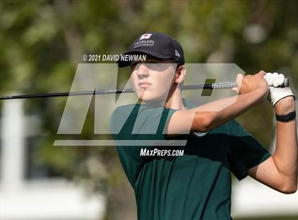 Thumbnail 2 in Northwest Catholic @ Hall photogallery.