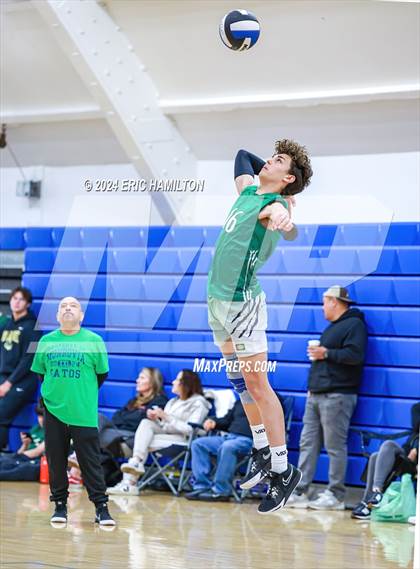 Thumbnail 2 in Monrovia vs. Oaks Christian (Culver City Invitational) photogallery.