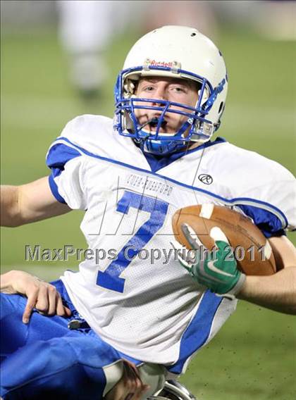 Thumbnail 1 in Avon vs. Cuba-Rushford photogallery.