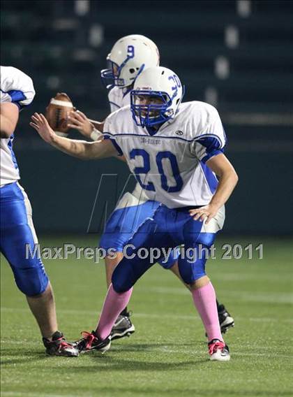 Thumbnail 1 in Avon vs. Cuba-Rushford photogallery.