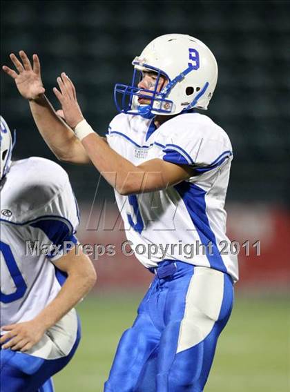 Thumbnail 2 in Avon vs. Cuba-Rushford photogallery.