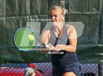 Thumbnail 1 in NCHSAA 1A Dual Team Tennis Championship photogallery.