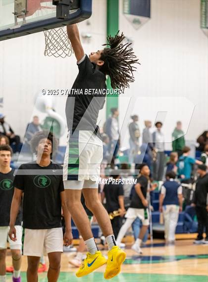 Thumbnail 3 in Overland vs Regis Jesuit photogallery.