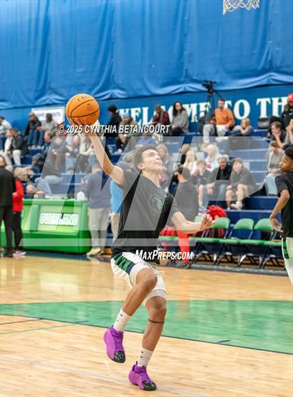 Thumbnail 1 in Overland vs Regis Jesuit photogallery.