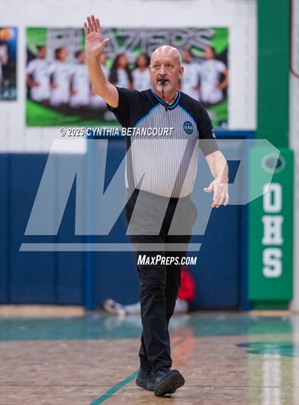 Thumbnail 1 in Overland vs Regis Jesuit photogallery.