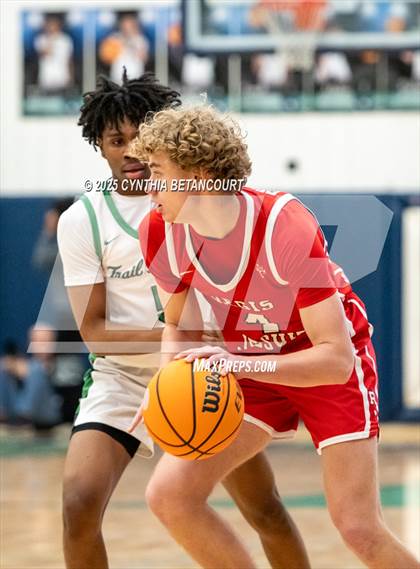 Thumbnail 2 in Overland vs Regis Jesuit photogallery.