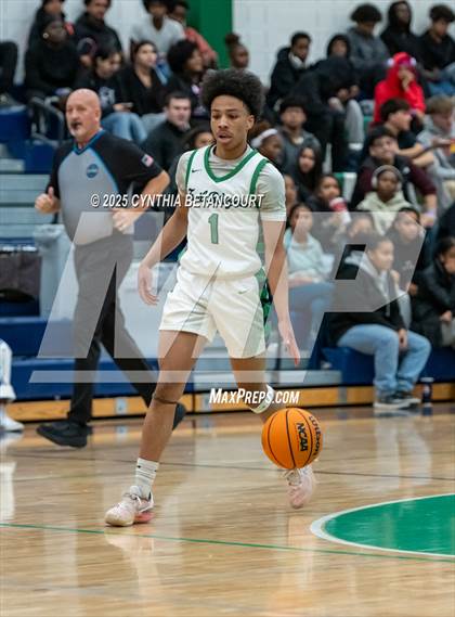 Thumbnail 3 in Overland vs Regis Jesuit photogallery.