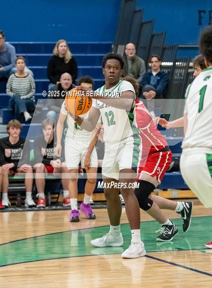 Thumbnail 2 in Overland vs Regis Jesuit photogallery.