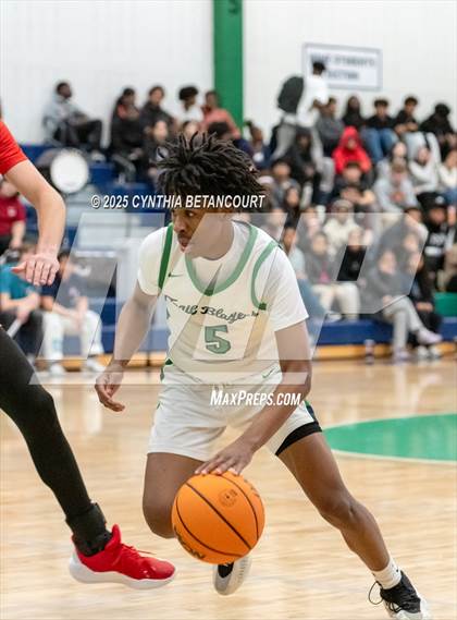 Thumbnail 2 in Overland vs Regis Jesuit photogallery.