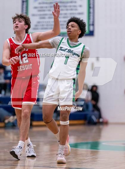 Thumbnail 2 in Overland vs Regis Jesuit photogallery.