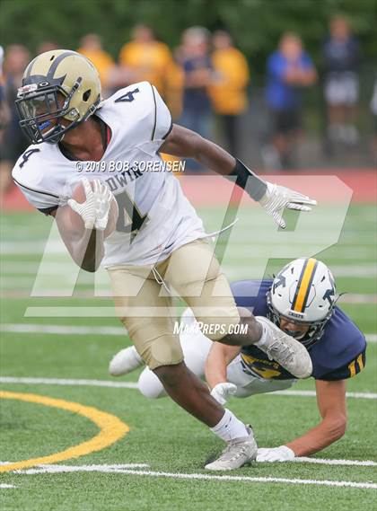 Thumbnail 2 in Baldwin @ Massapequa photogallery.