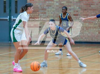 Thumbnail 1 in Auburn vs Xaverian (Cactus Jam Tournament) photogallery.