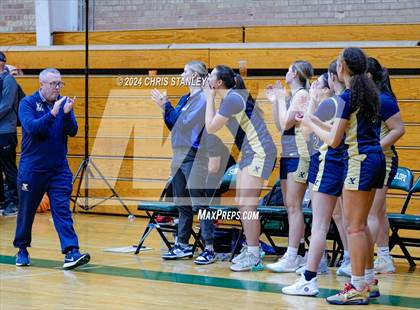 Thumbnail 2 in Auburn vs Xaverian (Cactus Jam Tournament) photogallery.