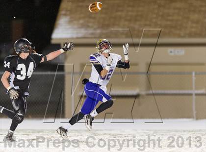 Thumbnail 3 in Homer-Center vs. Bishop Guilfoyle (PIAA Class A 1st Round) photogallery.