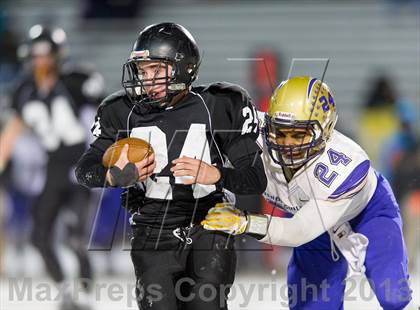 Thumbnail 3 in Homer-Center vs. Bishop Guilfoyle (PIAA Class A 1st Round) photogallery.