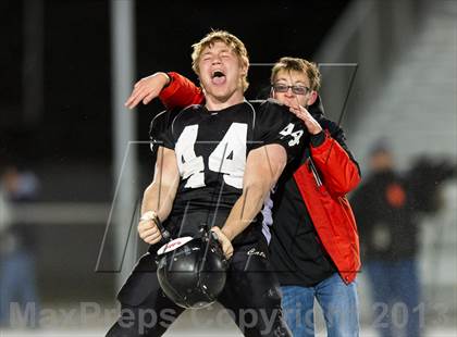 Thumbnail 3 in Homer-Center vs. Bishop Guilfoyle (PIAA Class A 1st Round) photogallery.