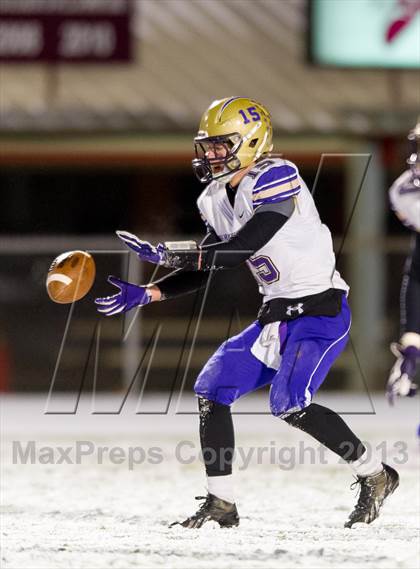Thumbnail 2 in Homer-Center vs. Bishop Guilfoyle (PIAA Class A 1st Round) photogallery.