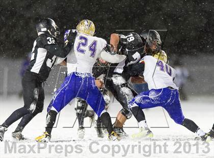 Thumbnail 2 in Homer-Center vs. Bishop Guilfoyle (PIAA Class A 1st Round) photogallery.